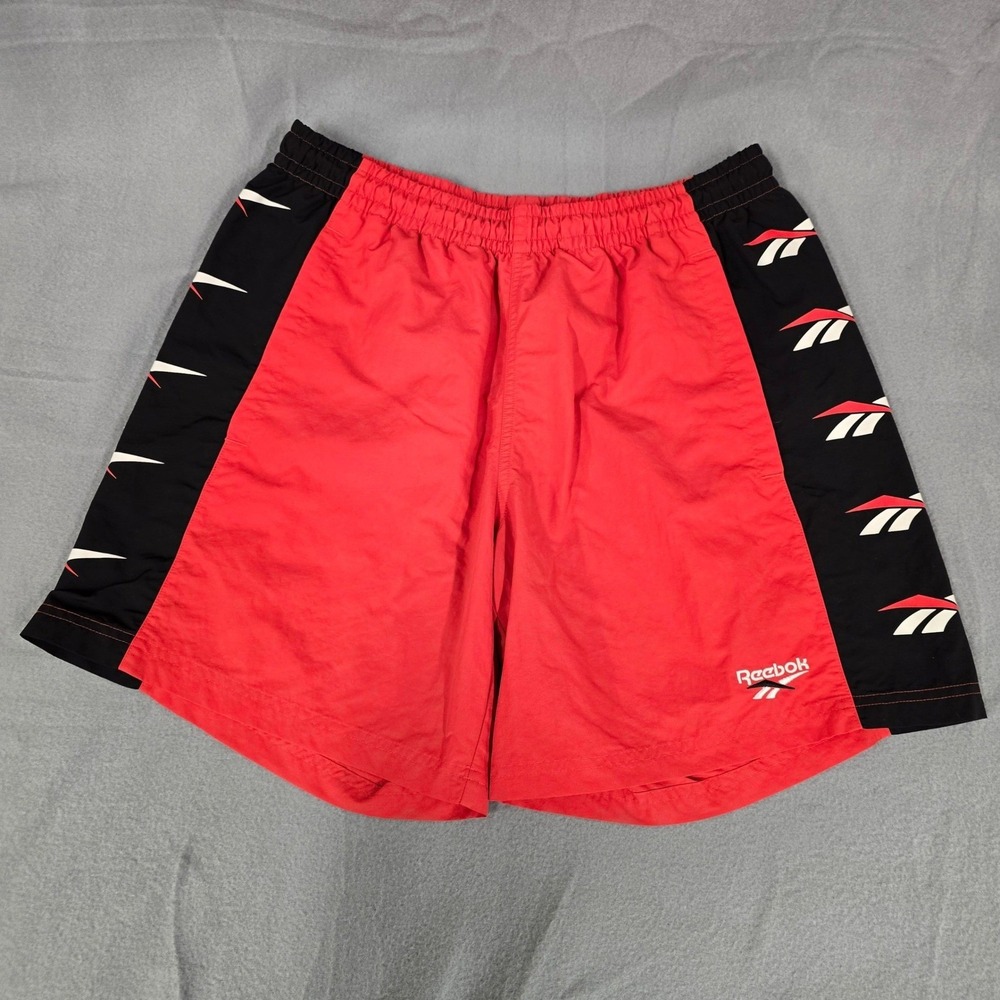 Reebok Mens Red Black Colorblock‎ Logo Tape Athletic Gym Shorts Medium RN69421